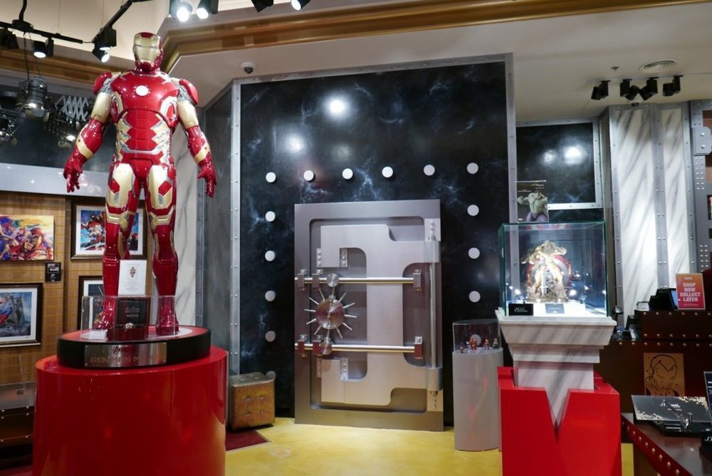 ORIGINAL Iron Man Suit Worth 325,000 Stolen From a Warehouse in LA