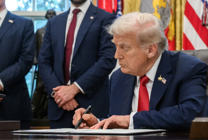 President Trump signs global trade agreements